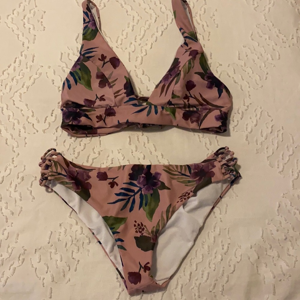 Byrds of Paradise Bikini Set